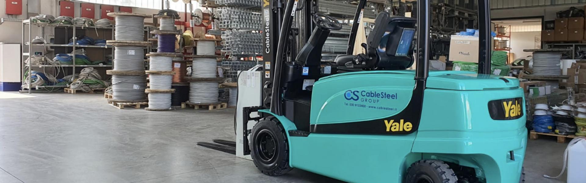 Customize the car-body of your forklift!